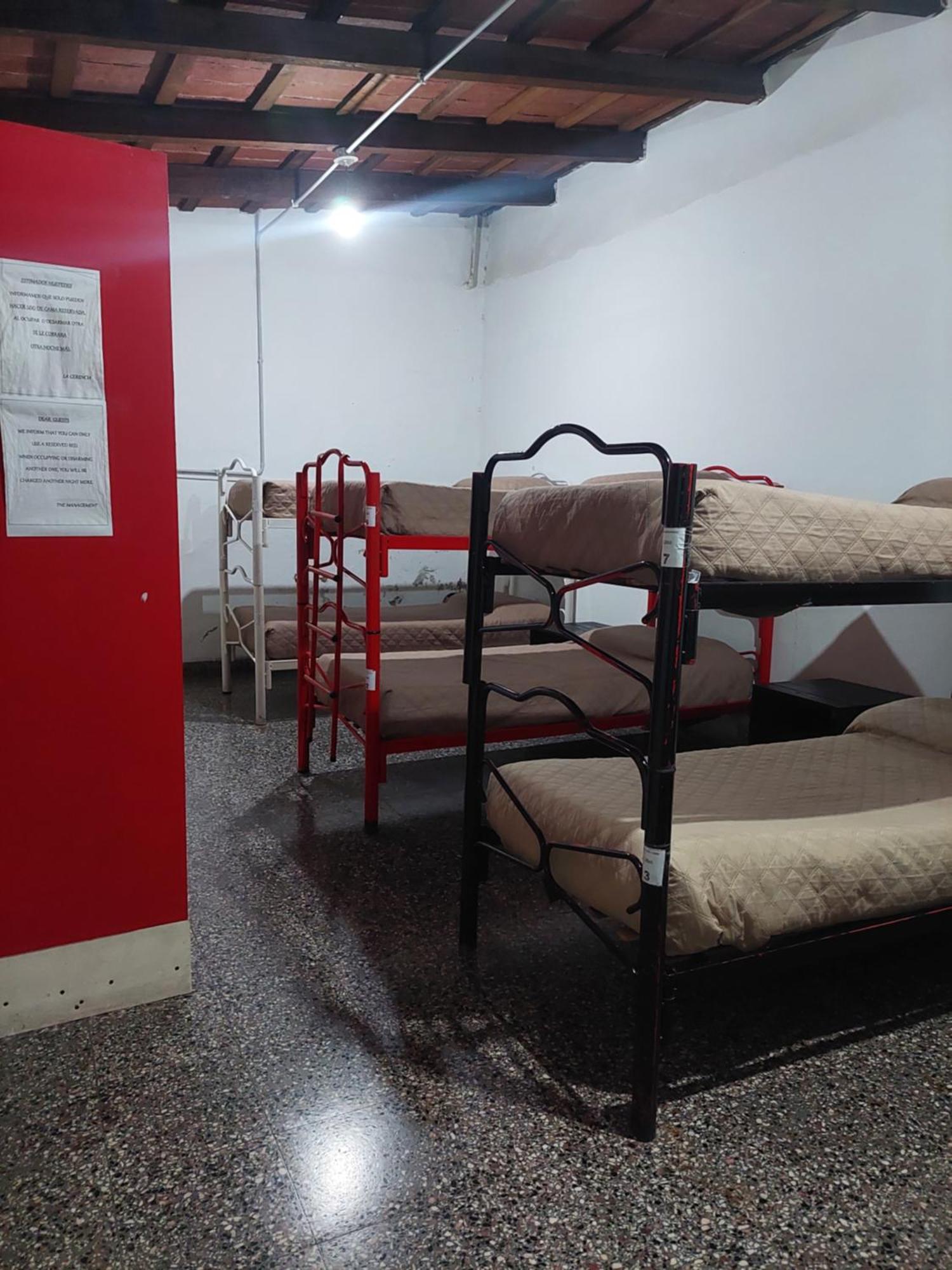 Hostal La Pachamama Salta Kültér fotó